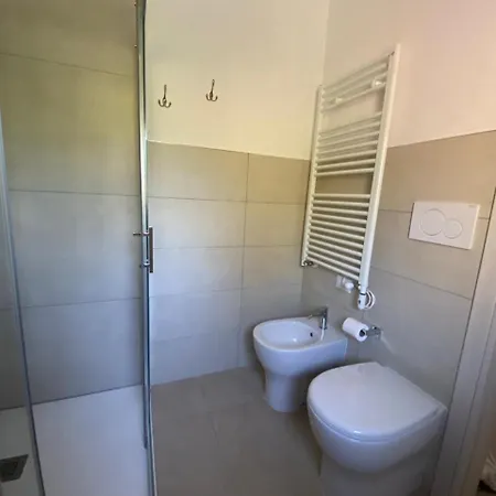 Maison Anzio E Rosa Feriehus *